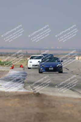media/Sep-20-2025-Extreme Speed (Sat) [[1fcc23683c]]/Orange (Mid Intermediate)/Session 2 (Sunrise)/